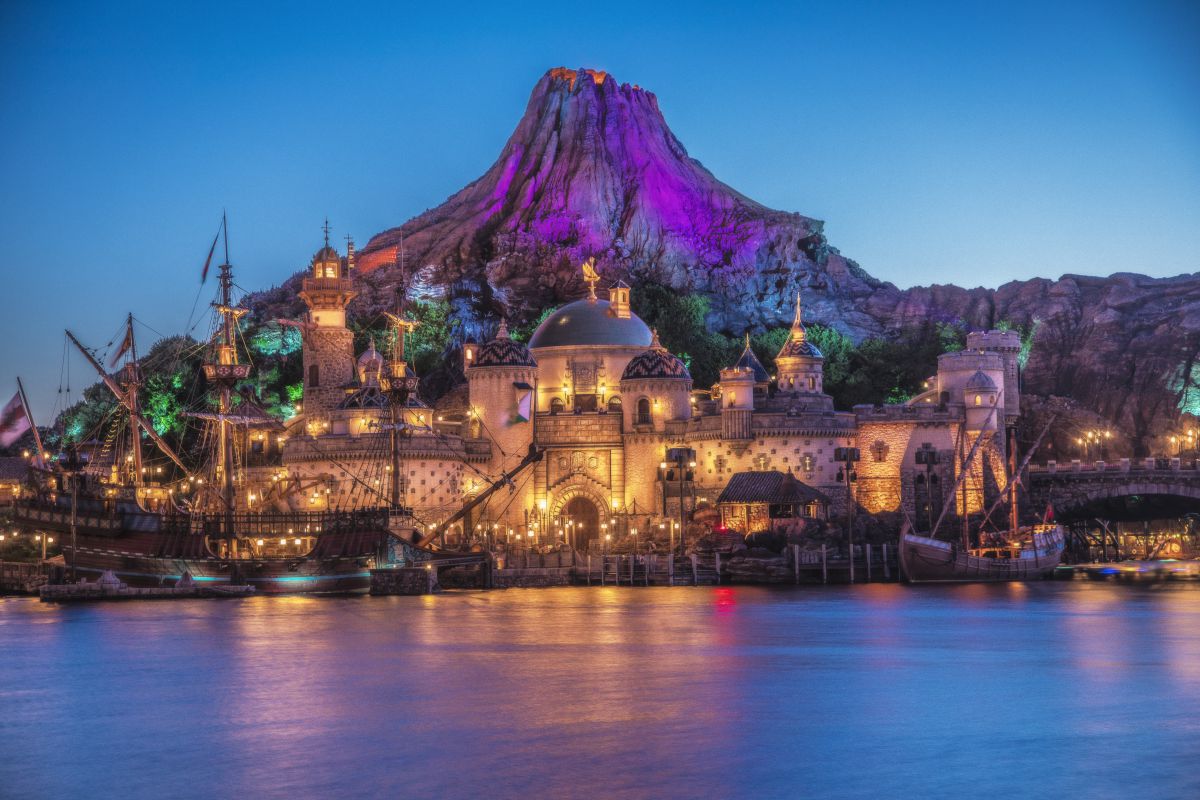 夢の国 街並み 建物 夜景 Ganref