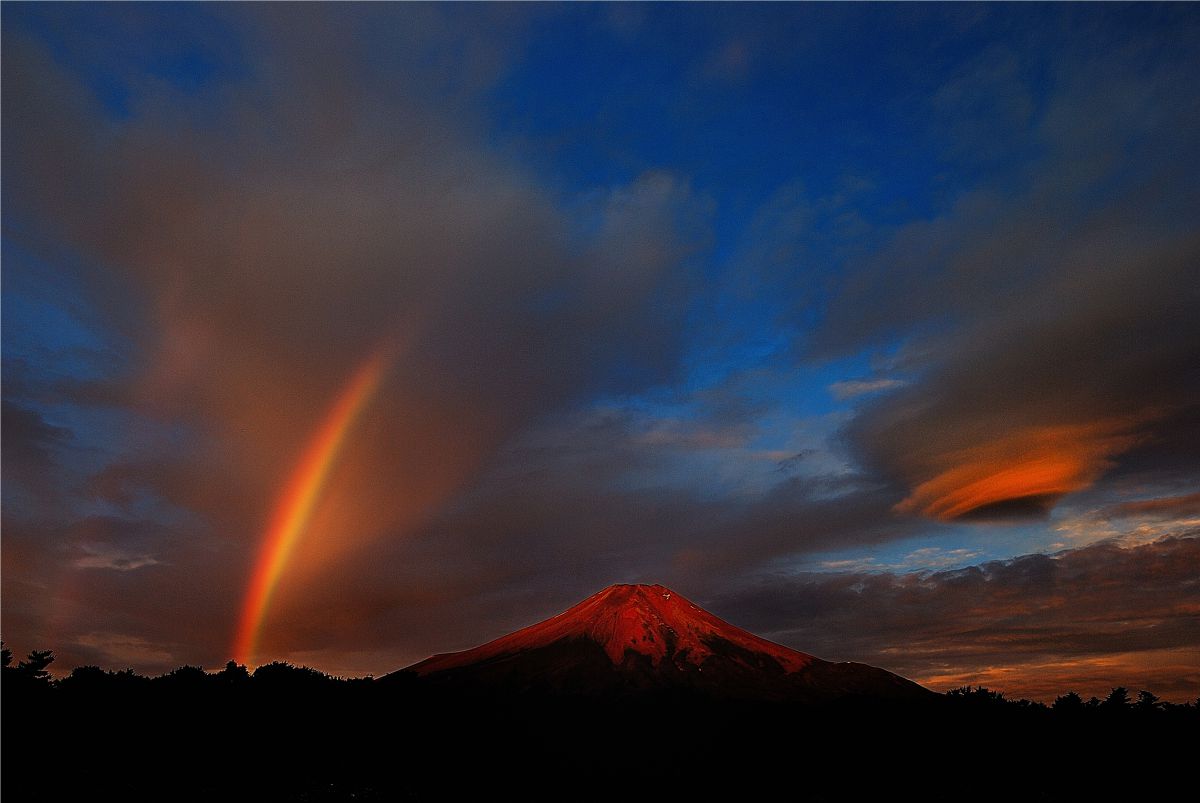 赤富士 虹を授かって 自然 風景 山 Ganref