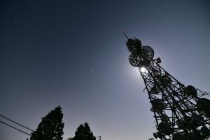油絵　電波塔 960px-thumbnail.jpg