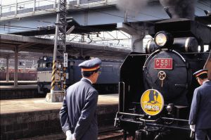 C58 1号機牽引の「SLやまぐち」号 | GANREF