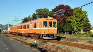 近鉄南大阪線の「ラビットカー」復刻塗装電車 | GANREF