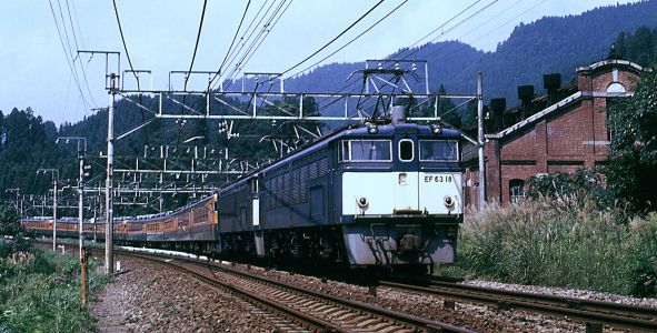 峠のシェルパの最盛期169系急行「信州号」 | GANREF