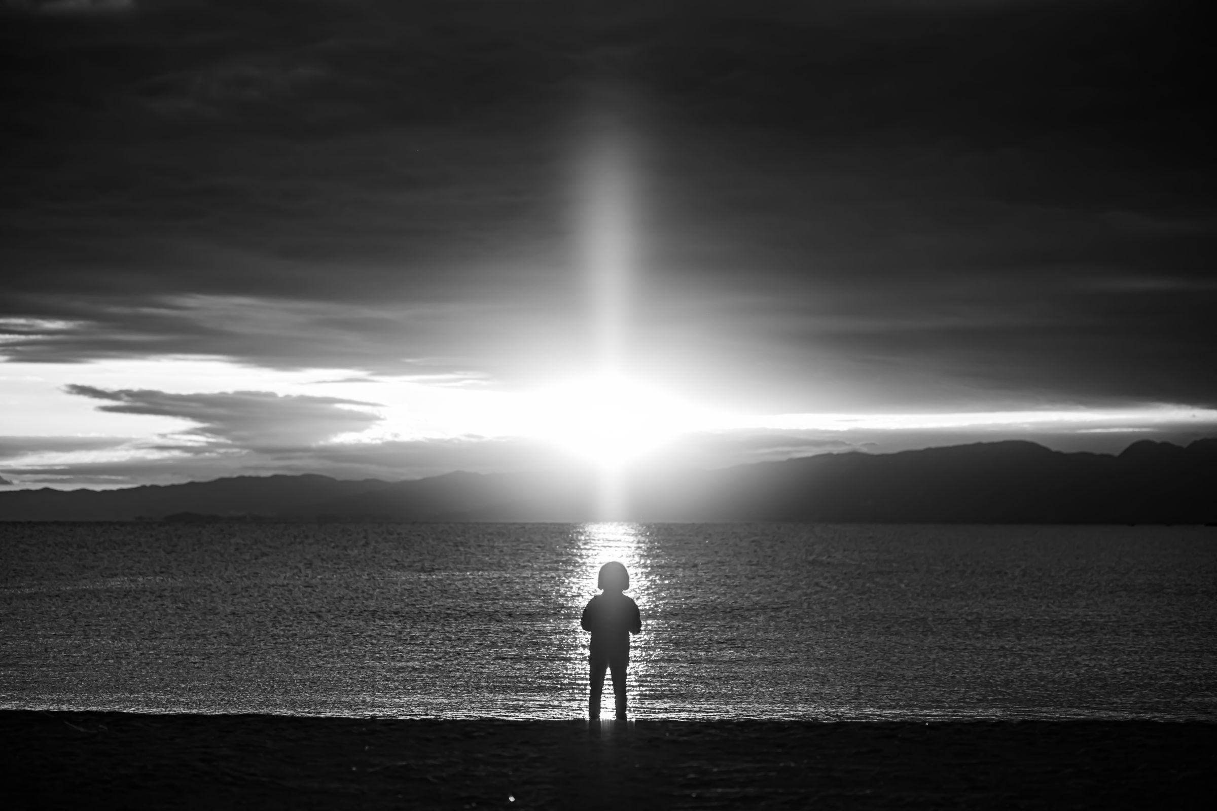 参考写真① 開かれた光 | GANREF