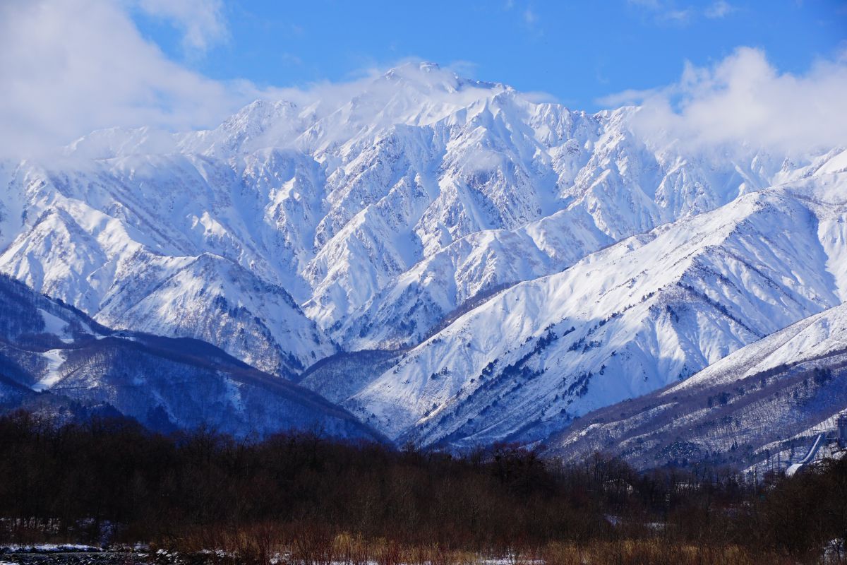 険しい雪山 自然 風景 山 Ganref
