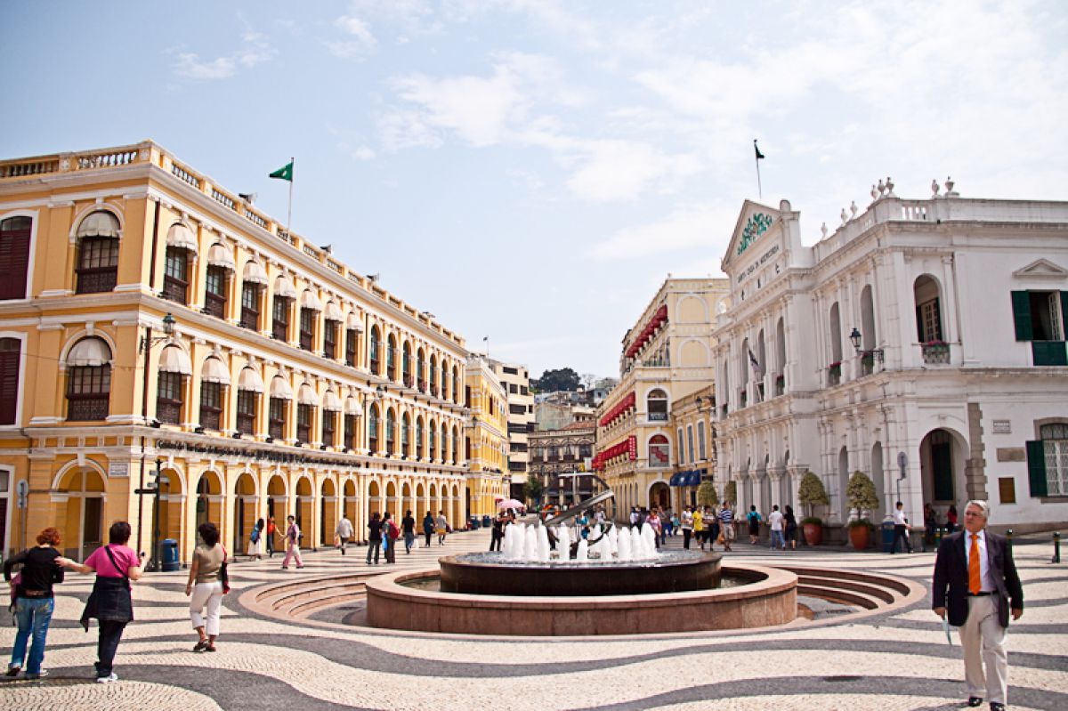 セナド広場 世界遺産 街並み 建物 世界文化遺産 Ganref セナド広場 世界遺産 街並み 建物 世界文化遺産 Ganref