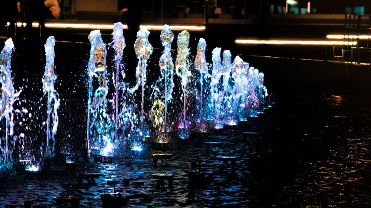 Shower of Lights | GANREF