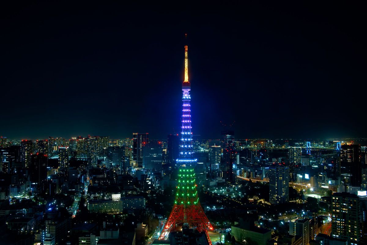 影と光の絶望タワー ソーラー パワーパスライト: ライト・イルミネーション