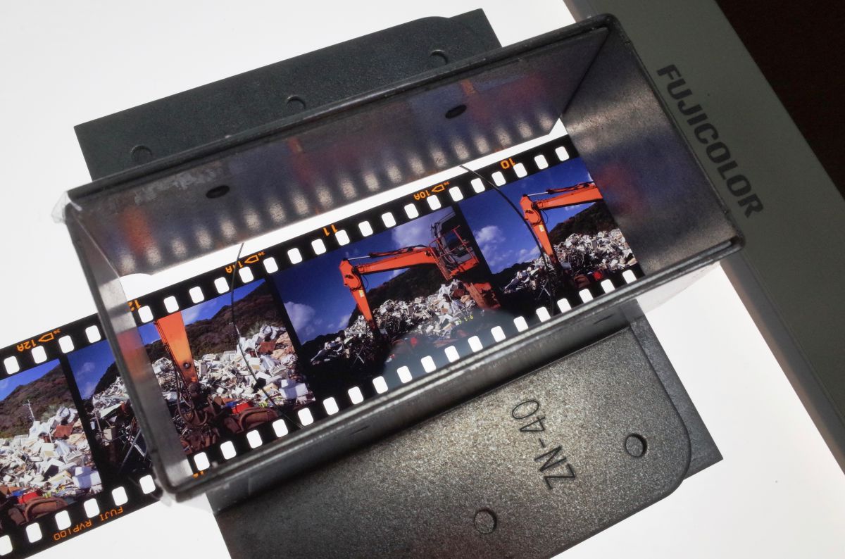 フィルムスキャン用コピースタンド 激しい